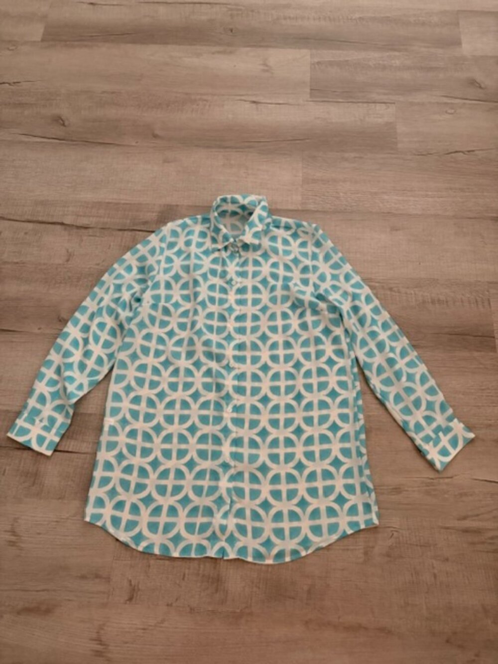 Kenny Flowers Resort Shirt = THE MALDIVES COLLECTION / Size Small